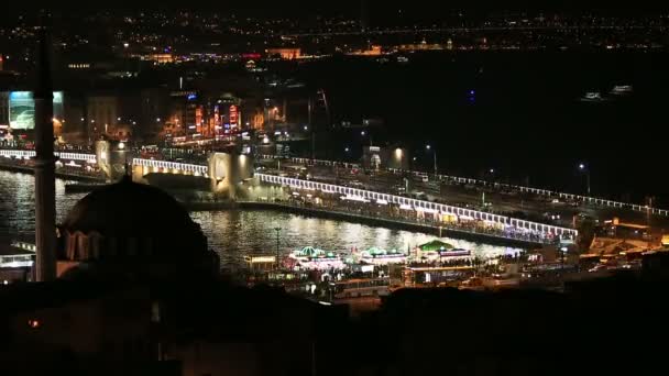 Zeitraffer Nacht Ansicht der Galata-Brücke — Stockvideo