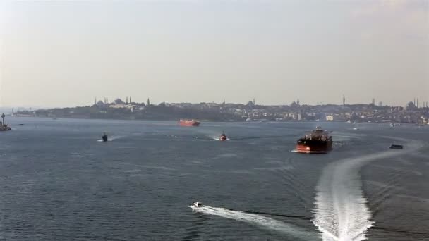 Timelapse uitzicht op vrachtschip — Stockvideo