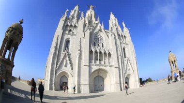 Sagrat kor, Sacred Heart Tapınağı