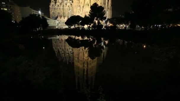 Antoni Gaudi Sagrada Familia Cathedral — Stock video