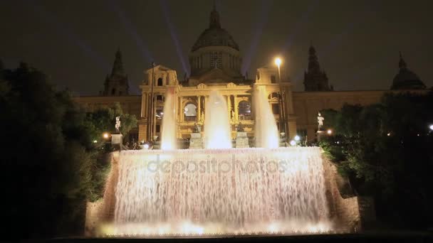 Fuente mágica en Barcelona — Vídeos de Stock