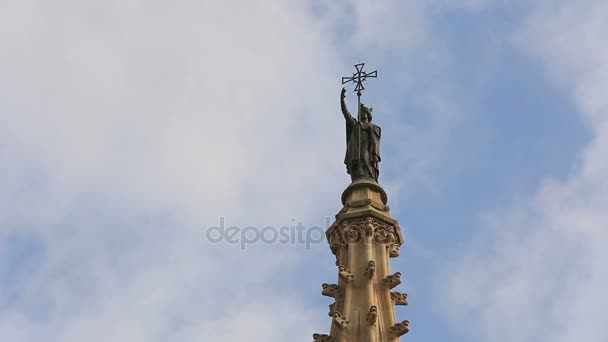 顶部的大教堂巴塞罗那 — 图库视频影像