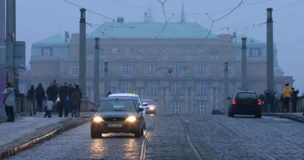 Timelapse Tráfico y vista de la ciudad de Praga — Vídeos de Stock