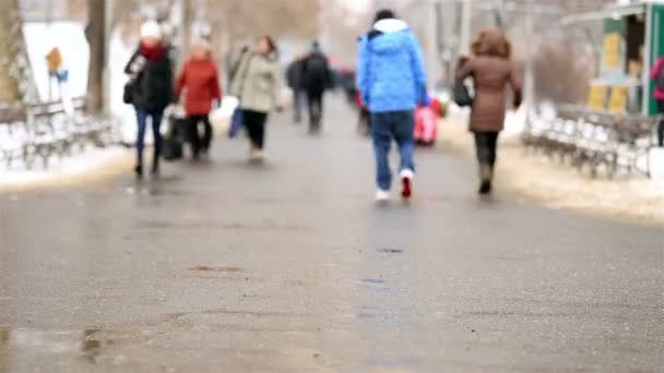 Timelapse Commuters πλήθος των ανθρώπων που περπατούν σε Πράγα — Αρχείο Βίντεο