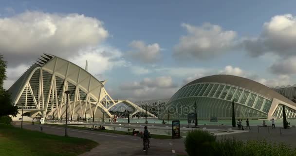 Проміжок часу сучасною архітектурою у Валенсії 26 — стокове відео