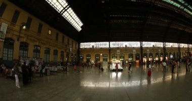 interior Estacio Del Nord Train Station