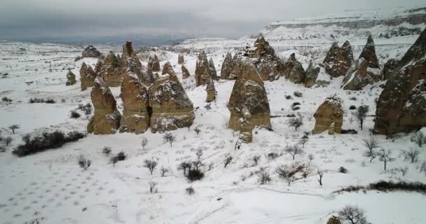 4 k luchtfoto winterseizoen van Cappadocië 40 — Stockvideo