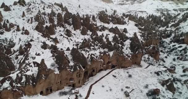 4 k luchtfoto winterseizoen van Cappadocië 34 — Stockvideo