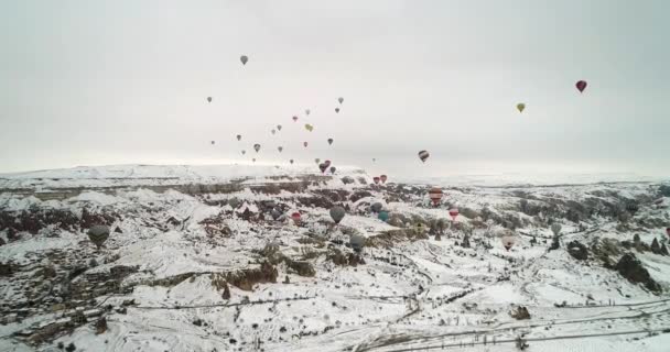 4K aerial timelapse hot air balloons flying winter season 11 — Stock Video