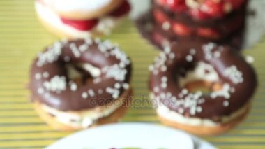 Taze meyve kek ve börekler ile lezzetli tart
