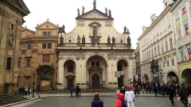 Prag 'daki eski kilise. — Stok video