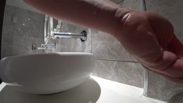 Woman washing her hands — Stock Video