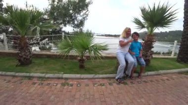 Anne ve oğlu açık 2 eğleniyor