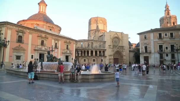 Plaza de la virgen tér Spanyolország idő telik el — Stock videók