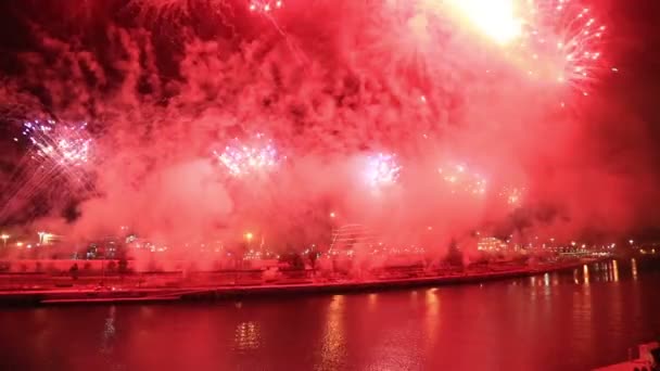 Fogos de artifício no porto de Valência, Espanha 8 — Vídeo de Stock