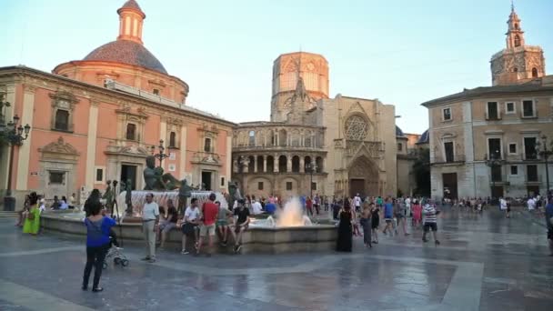 Plaza de la Вірхен площі Іспанії Уповільнена зйомка — стокове відео