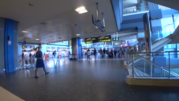 Internationella Valencia flygplats terminal 7 — Stockvideo