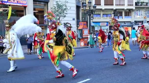 Carnaval boliviano en Valencia 15 — Vídeo de stock