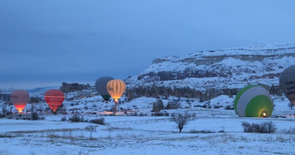 Horkovzdušný balón v Kappadokii Turecko 6 — Stock video