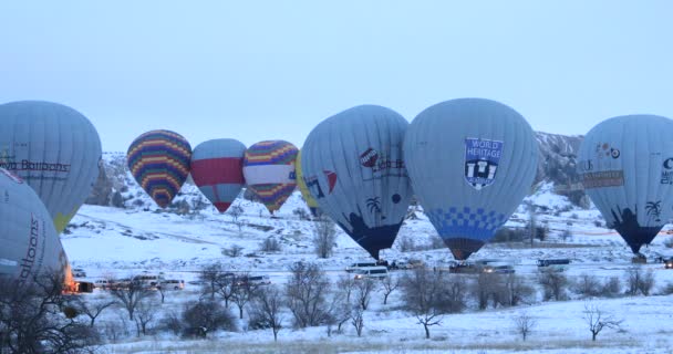 Kapadokya Türkiye 'de Sıcak Hava Balonu — Stok video