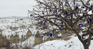Karlı Cappadocia yatay, nazar