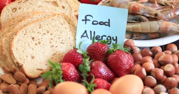 Vários Alimentos Alérgicos Coleta — Vídeo de Stock