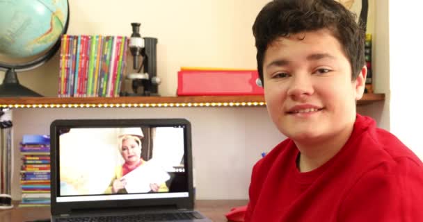 Online Tanulás Oktatási Távolság Tanulás Gyerekeknek Otthon Otthoni Tanulás Karantén — Stock videók