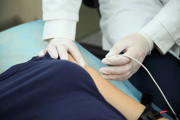 Electroneuromyography tıpta yeni bir yön budur. Tıbbi muayene Elektromiyografi.