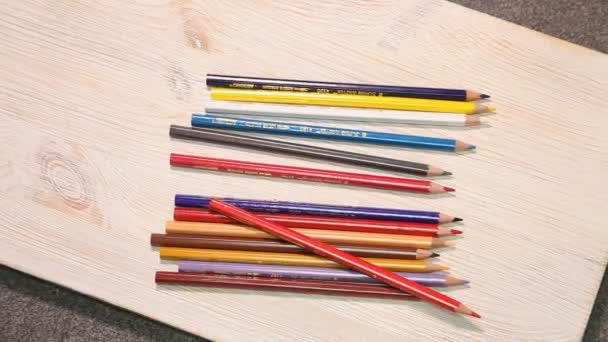 Colour pencil. Pencils, stationery, a stationery store. — Stock Video