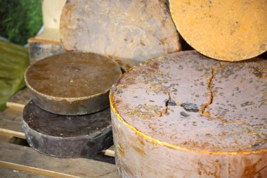 Arıcılık. Geçim arı ürünleri. Balmumu, petek, bal, polen, propolis. Arıcılık ürünleri.