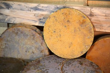 Arıcılık. Geçim arı ürünleri. Balmumu, petek, bal, polen, propolis. Arıcılık ürünleri.