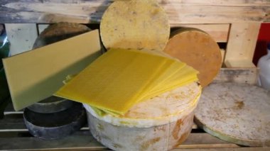 Arıcılık. Geçim arı ürünleri. Balmumu, petek, bal, polen, propolis. Arıcılık ürünleri.