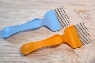 Arıcılık ve bal aksesuarlar için araçlar. Arıcılık malzemeleri, yeni araçları kapalı bir set. Çeşitli arıcılık ekipmanları.