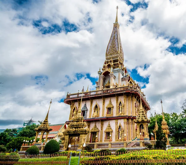 Παγόδα στο Wat Chalong ή ναό Chalong, Πουκέτ Ταϊλάνδη — Φωτογραφία Αρχείου