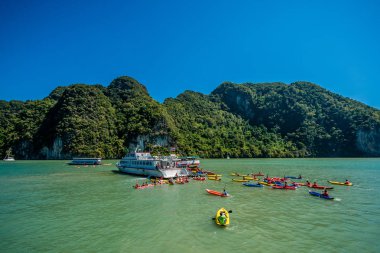 Koh Hong Adası'nda Kano