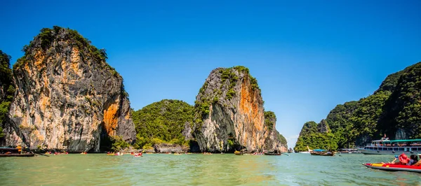 Koh Hong Adası'nda Kano