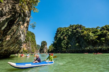 Koh Hong Adası'nda Kano