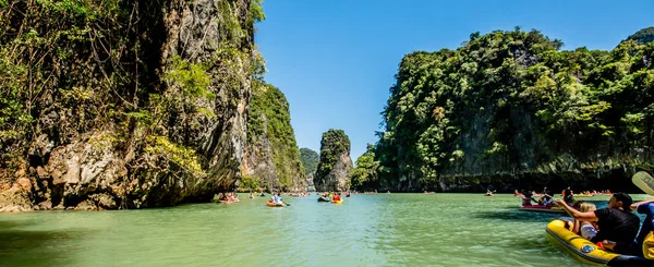 Koh Hong Adası'nda Kano