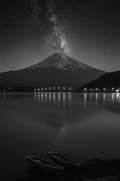 Göl kawaguchiko, fuji Dağı