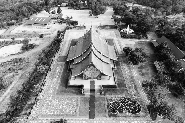 Δέντρο Bodhi λάμψη Wat Sirindhornwararam (Phu Prao ναός), Ubon Ra — Φωτογραφία Αρχείου