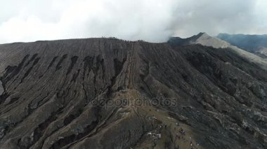 Krater Bromo yanardağ, Doğu Java, Endonezya, havadan görünümü. 