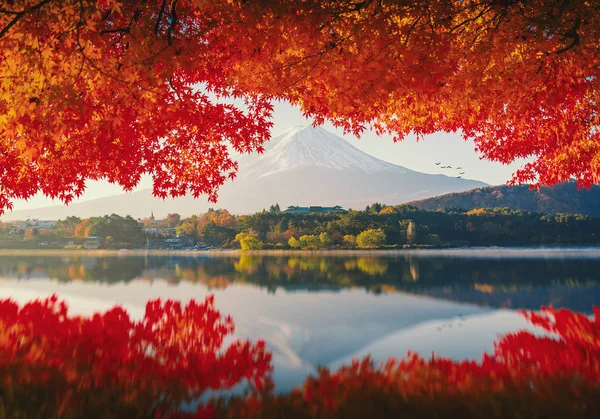 Sonbahar gündoğumu on Mt.Fuji