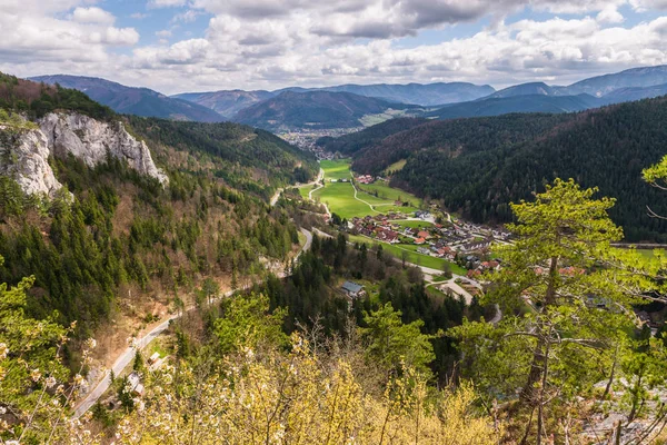 Miradouro incrível na montanha Hausstein na Áustria — Fotografia de Stock