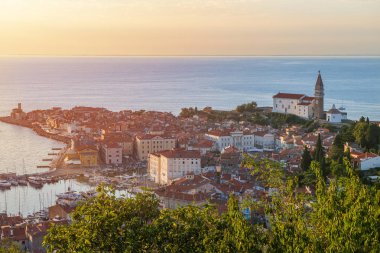 Güzel Pirano (Piran) kasaba Slovenya