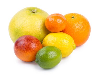 İzole narenciye. Greyfurt, portakal, limon, limon ve tan