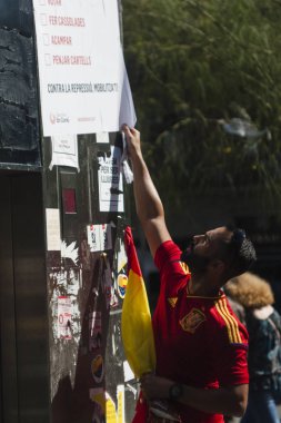 Barselona, İspanya, 8 Ağustos 2017: İspanya ile birlik için gösteri