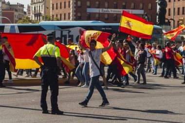 Barselona, İspanya, 8 Ağustos 2017: İspanya ile birlik için gösteri