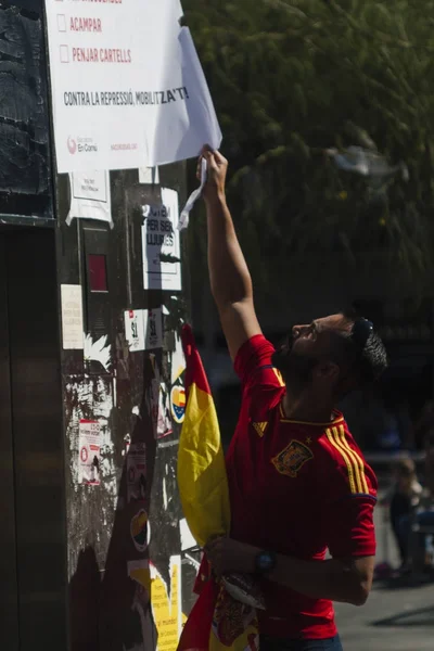 Barselona, İspanya, 8 Ağustos 2017: İspanya ile birlik için gösteri