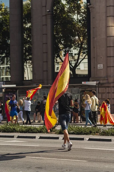 Barselona, İspanya, 8 Ağustos 2017: İspanya ile birlik için gösteri
