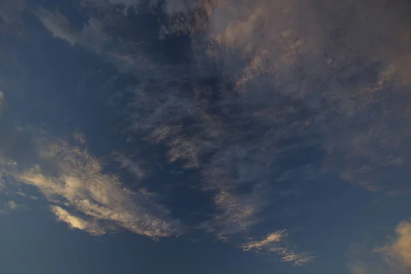 雲のある劇的な空 — ストック写真